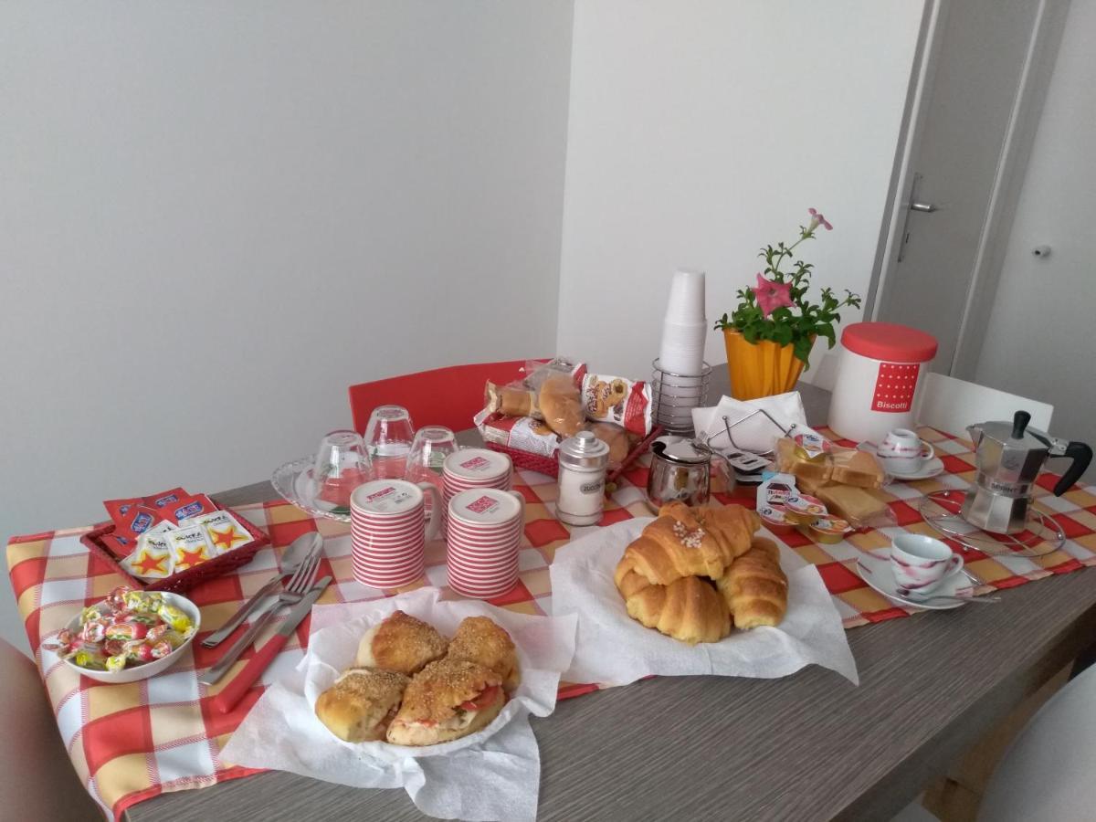 B&B Gli Ontani Trapani Bagian luar foto