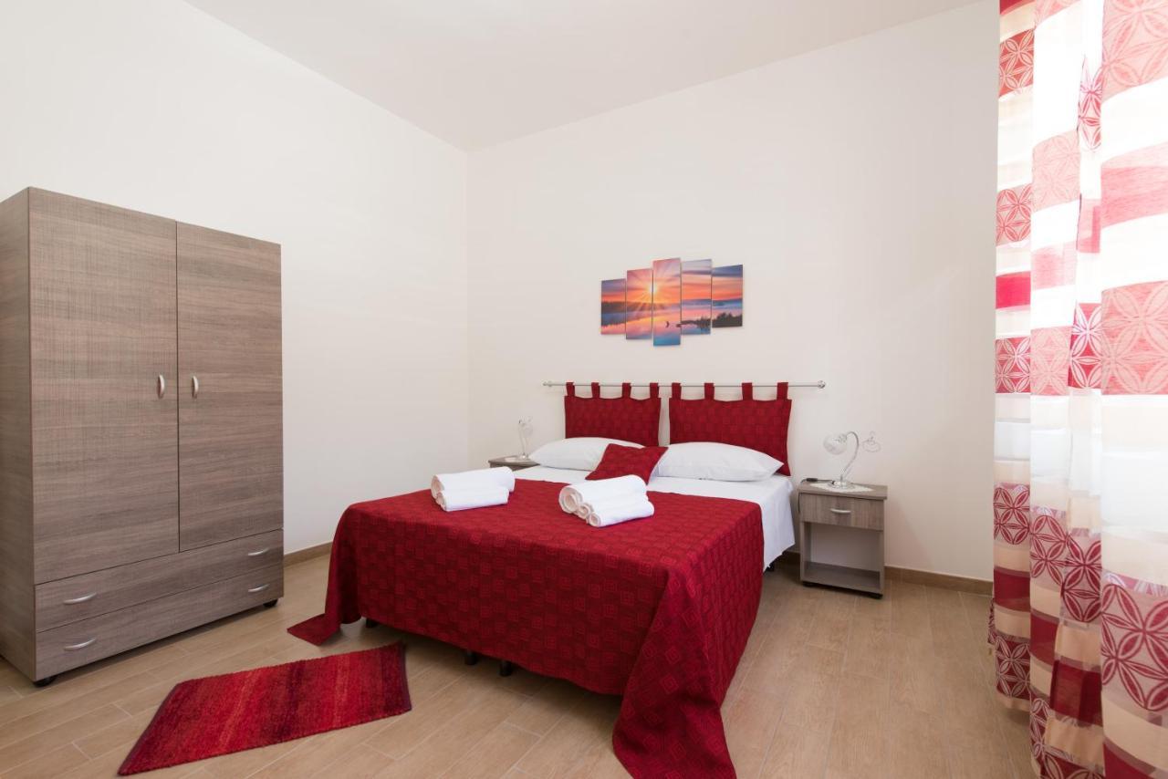 B&B Gli Ontani Trapani Bagian luar foto