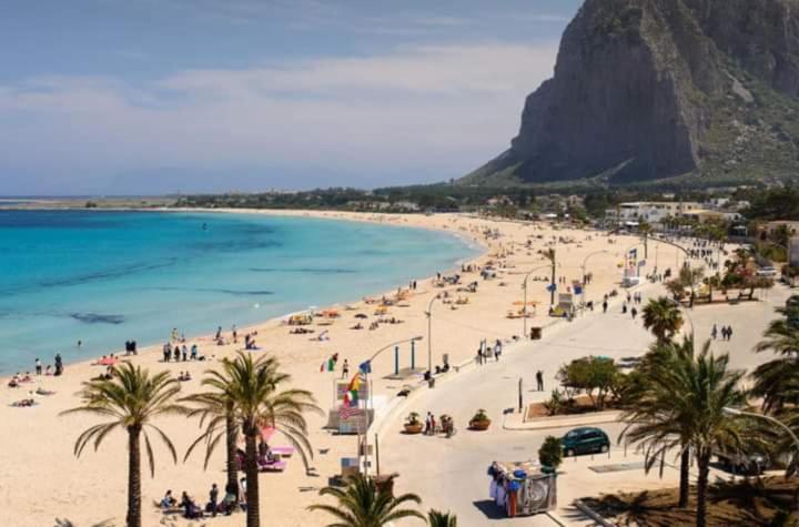 B&B Gli Ontani Trapani Bagian luar foto